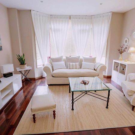 Ferienwohnung Rias Baixas En Ribeira Piso Centrico Con Parking Y Wifi Exterior foto